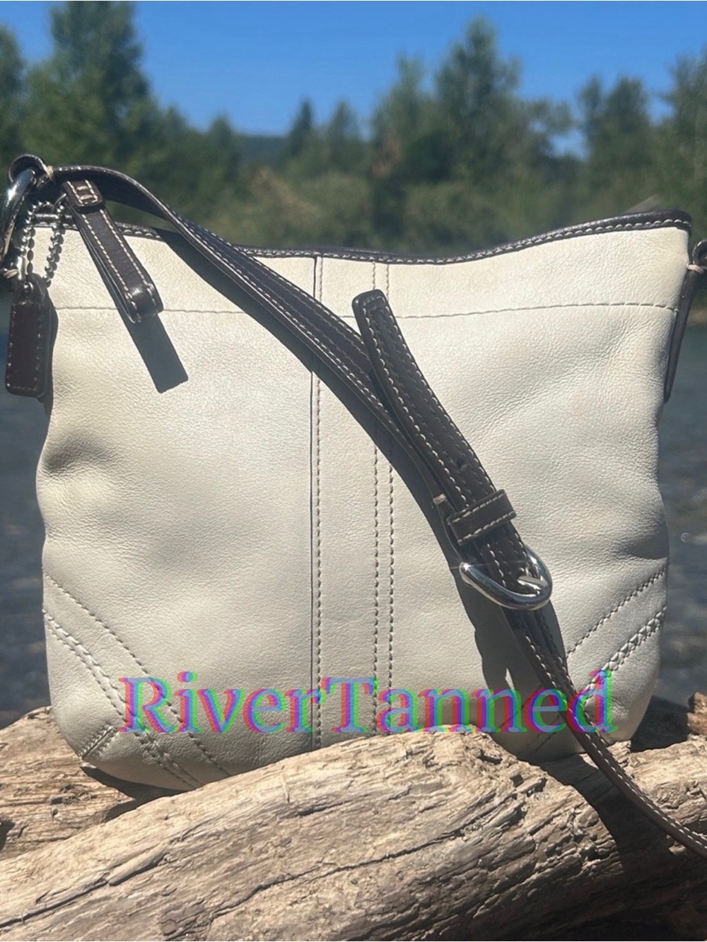 Vintage Coach Soho White Pebbled Leather Swingpack Crossbody Bag Y2K